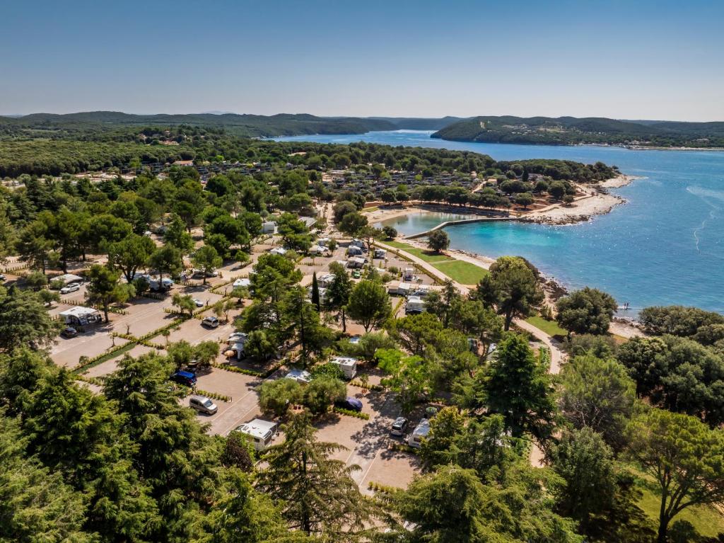 Φυσικό τοπίο κοντά σε αυτό το κάμπινγκ