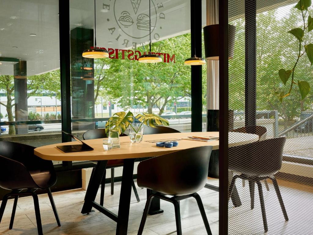 Numa Hamburg Fore - Resim 4