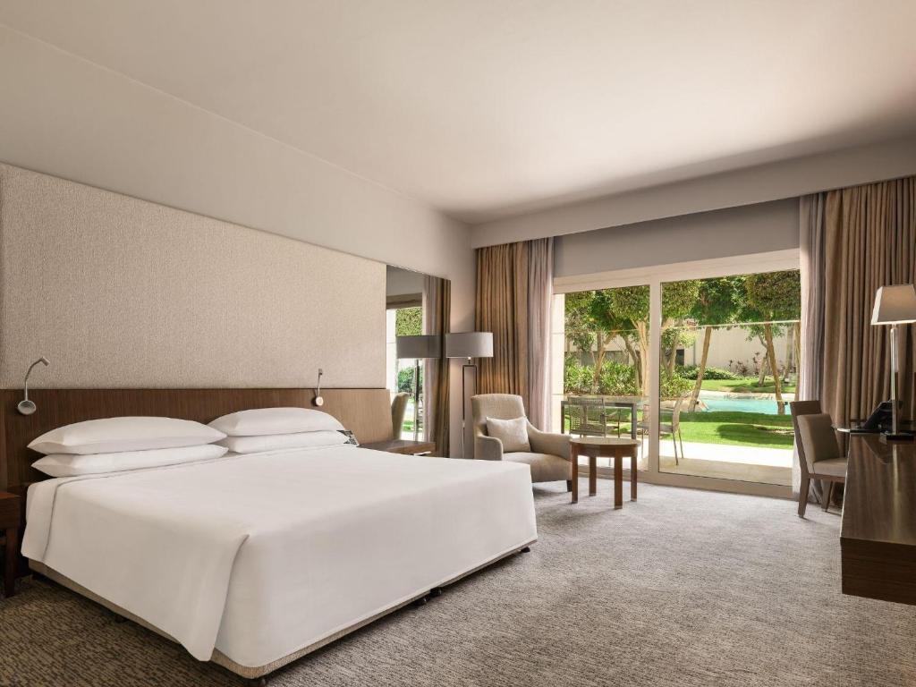 Dusit Thani LakeView Cairo - 1