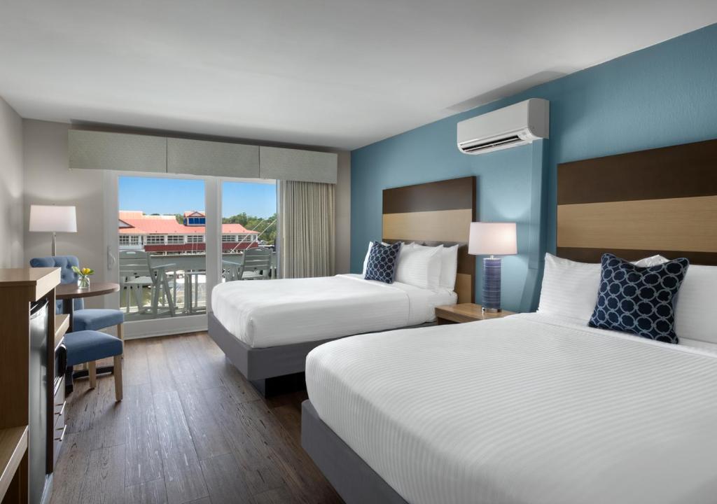 Shem Creek Inn - 