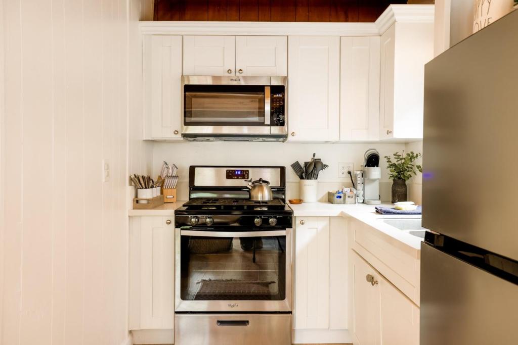 Kuchyň nebo kuchyňský kout v ubytování The eagles nest #2325