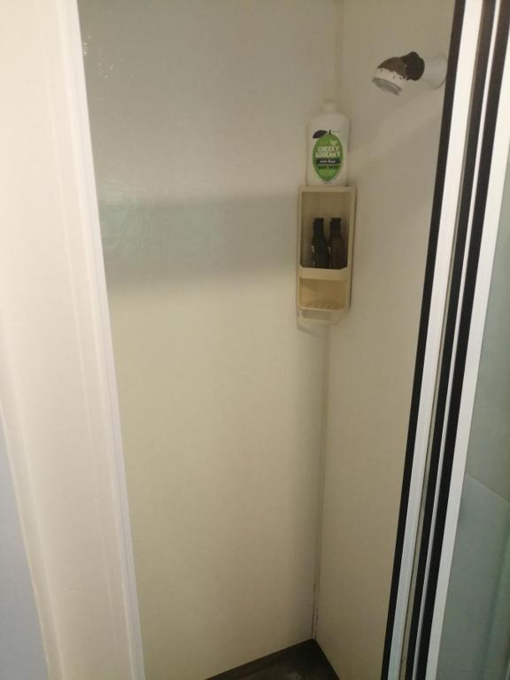 1 Queen Bed and 1 Sofa Bed, Serviced Studio B - Resim 16