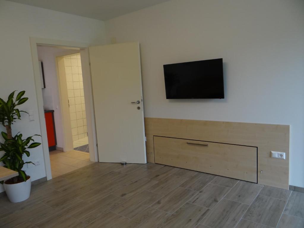 TV a/nebo společenská místnost v ubytování Ferienwohnung Albel