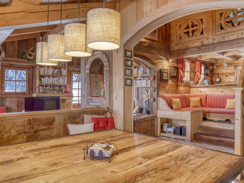 Ruang duduk di Chalet savoyard authentique, 8 pers, Saint-Gervais - FR-1-663-43
