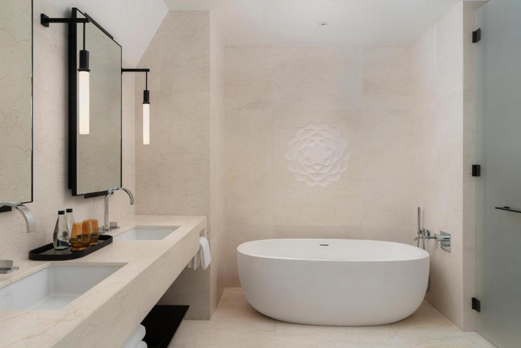 Park Hyatt Bangkok - 18