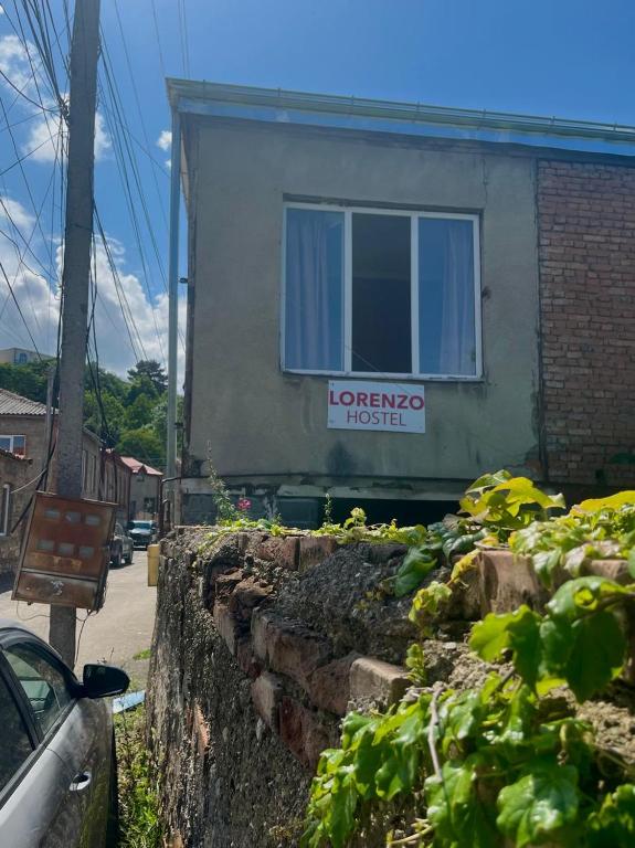 El edificio en el que está la pensión