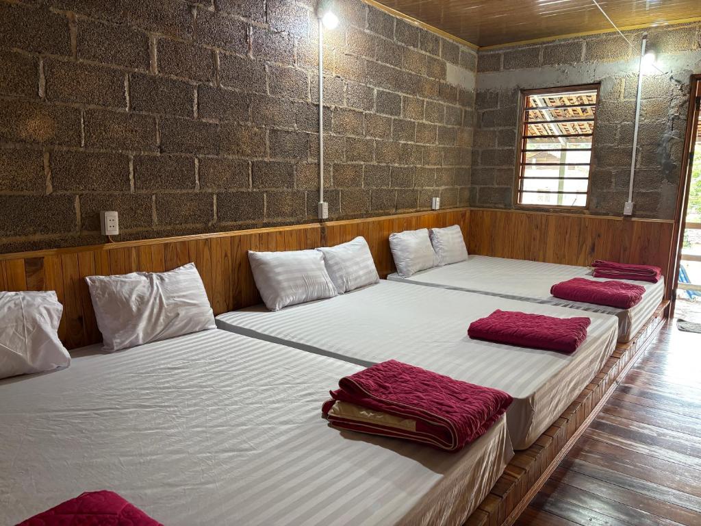 Hoàng Công Bản Giốc Homestay - 14