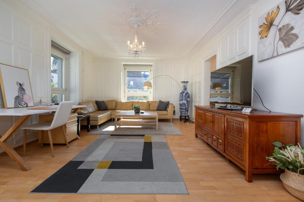Gemini Zurich Apartment DIAMOND - 2BR with Huge Terrace
