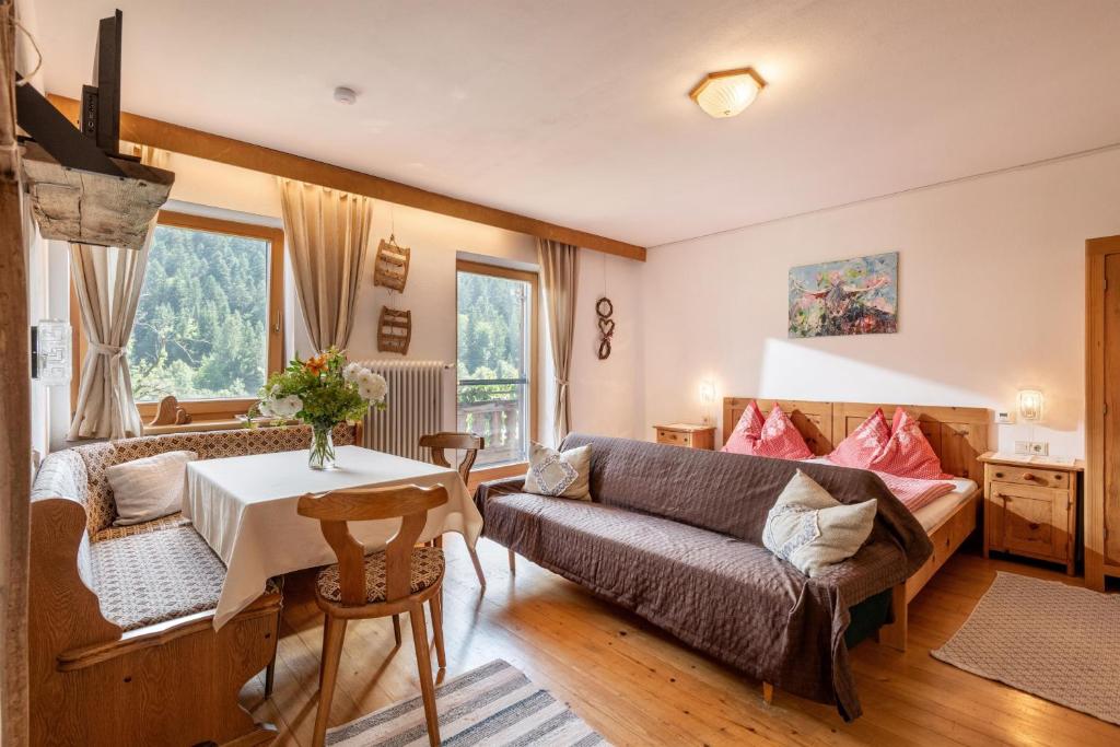 Posedenie v ubytovaní Oberachenhof