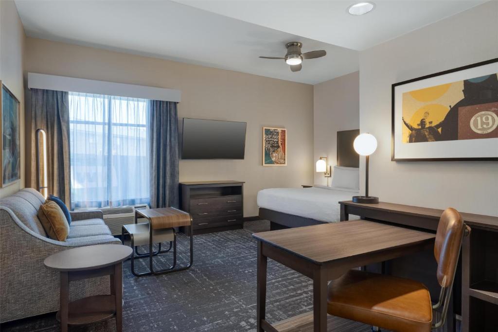 Homewood Suites by Hilton Ankeny - Suite Estudio Con Cama Extragrande - No Fumadores
