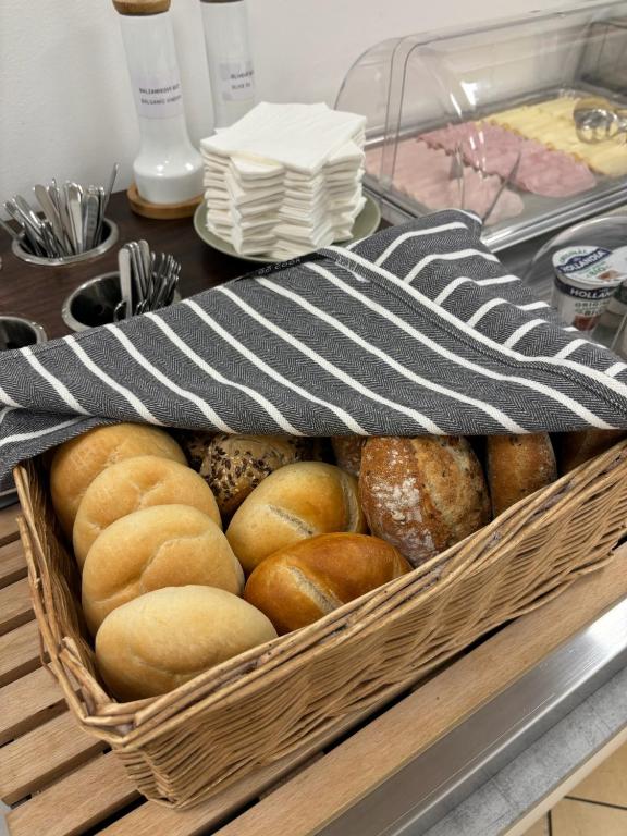 Hotel Vaka - Resim 16