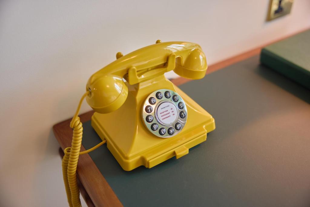 The July - London Victoria - Resim 31