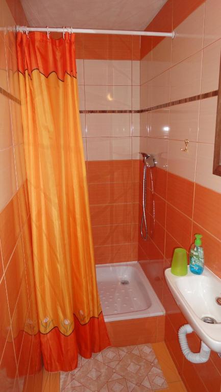 Koupelna v ubytování Hotel Hubert