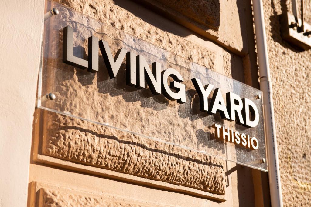 Living Yard Thissio - Resim 35
