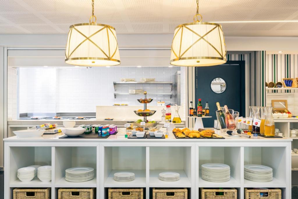 Hotel Mercure Jardines de Albia - Resim 40