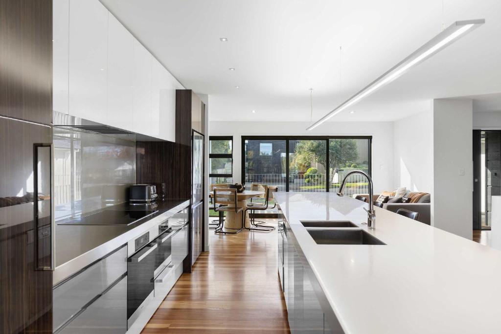 All Black # 10 - Resim 2