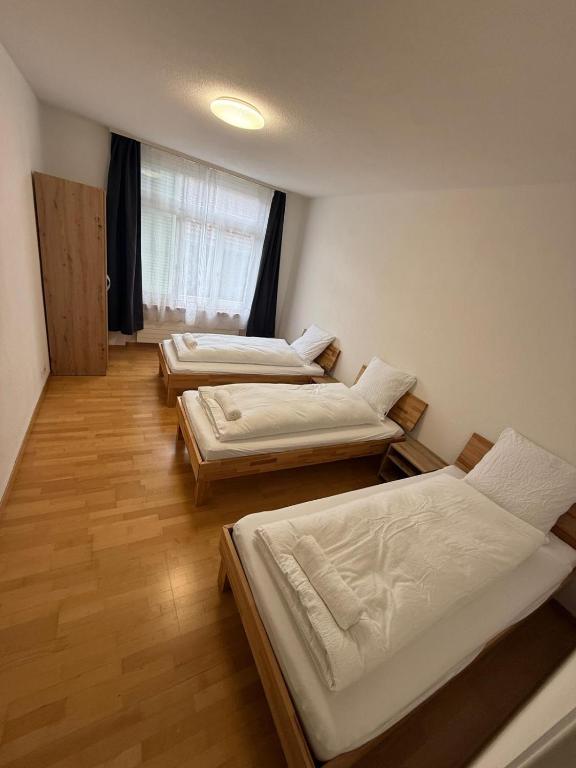 Swiss Holidays-City Apartments Interlaken - Resim 9