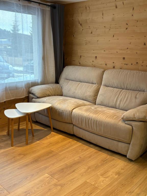 Χώρος καθιστικού στο Appart Antoine les angles