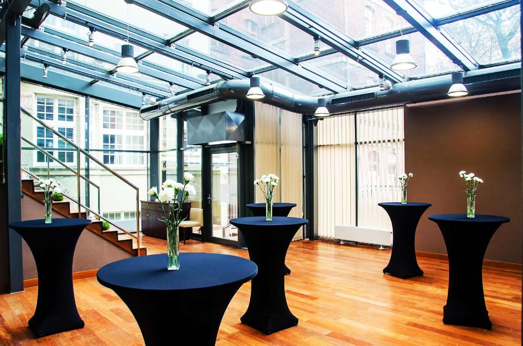 Hotel NH Poznan - Resim 29