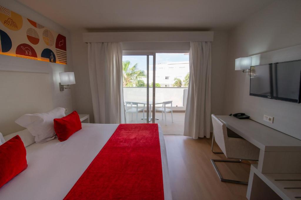 Aequora Lanzarote Suites - 19