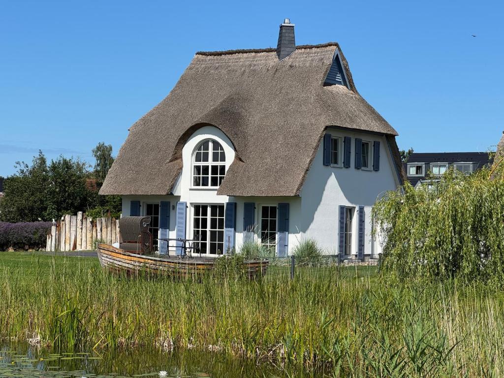 Το κτήριο όπου στεγάζεται  η παραθεριστική κατοικία