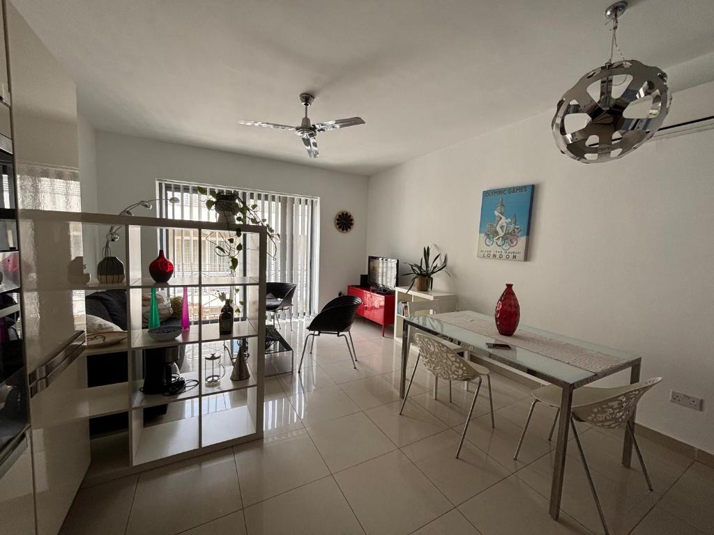 Simons Apartments minutes away from Balluta Bay and St Julians - 4