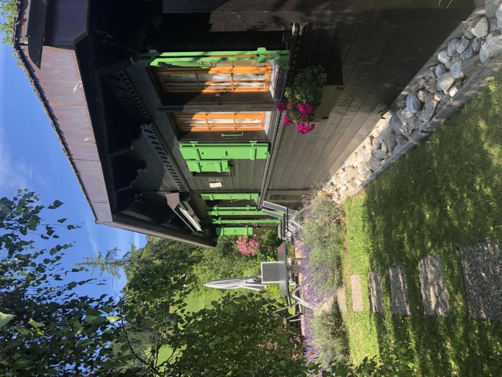 Zahrada ubytování Apartment Abnaki- Chalet by Interhome