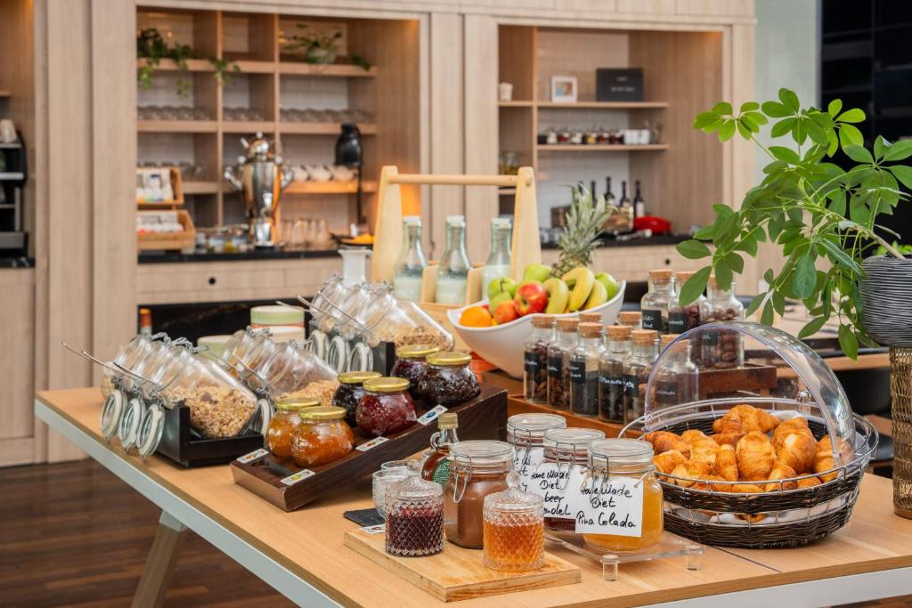 INNSiDE by Meliá Düsseldorf Seestern - Resim 4