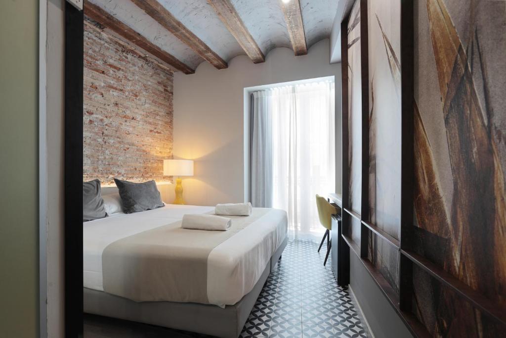 YOU & CO. Quart Boutique - Resim 24