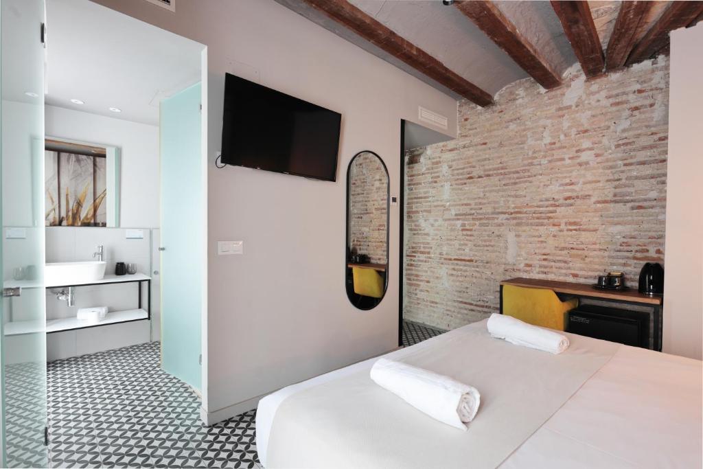 YOU & CO. Quart Boutique - Resim 30