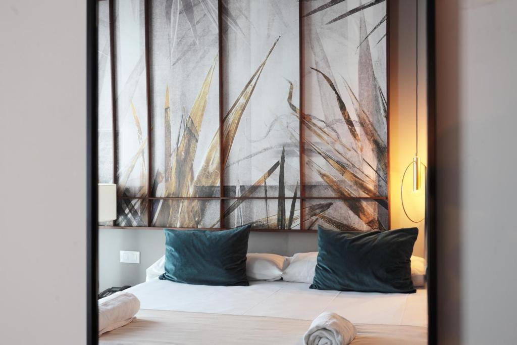 YOU & CO. Quart Boutique - Resim 32