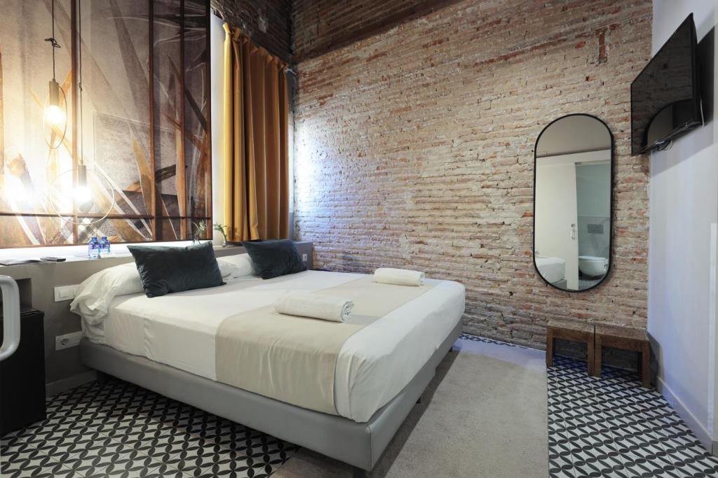 YOU & CO. Quart Boutique - Resim 38