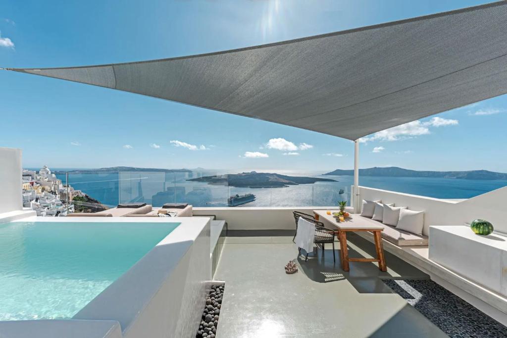 Luxurious Santorini Penthouse Villa 1 Bedroom Magical Caldera Sea Views
