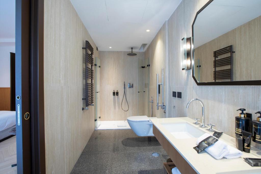 Circle6 Rome - Resim 24