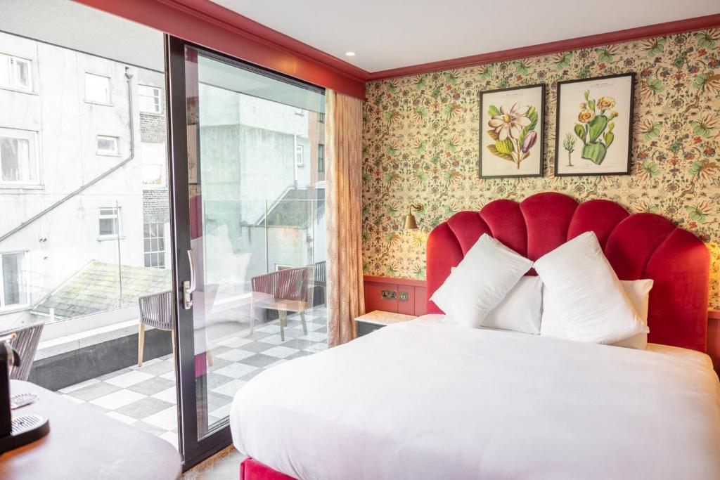 The Dean Dublin - Resim 2