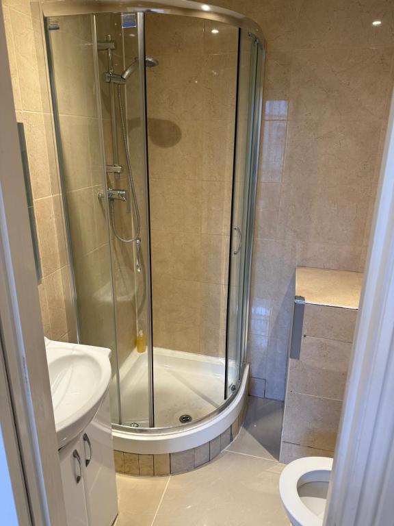 Central London Budget Rooms - Resim 25