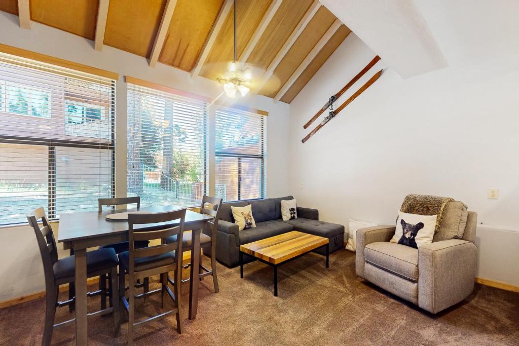 Χώρος καθιστικού στο Conestoga 107