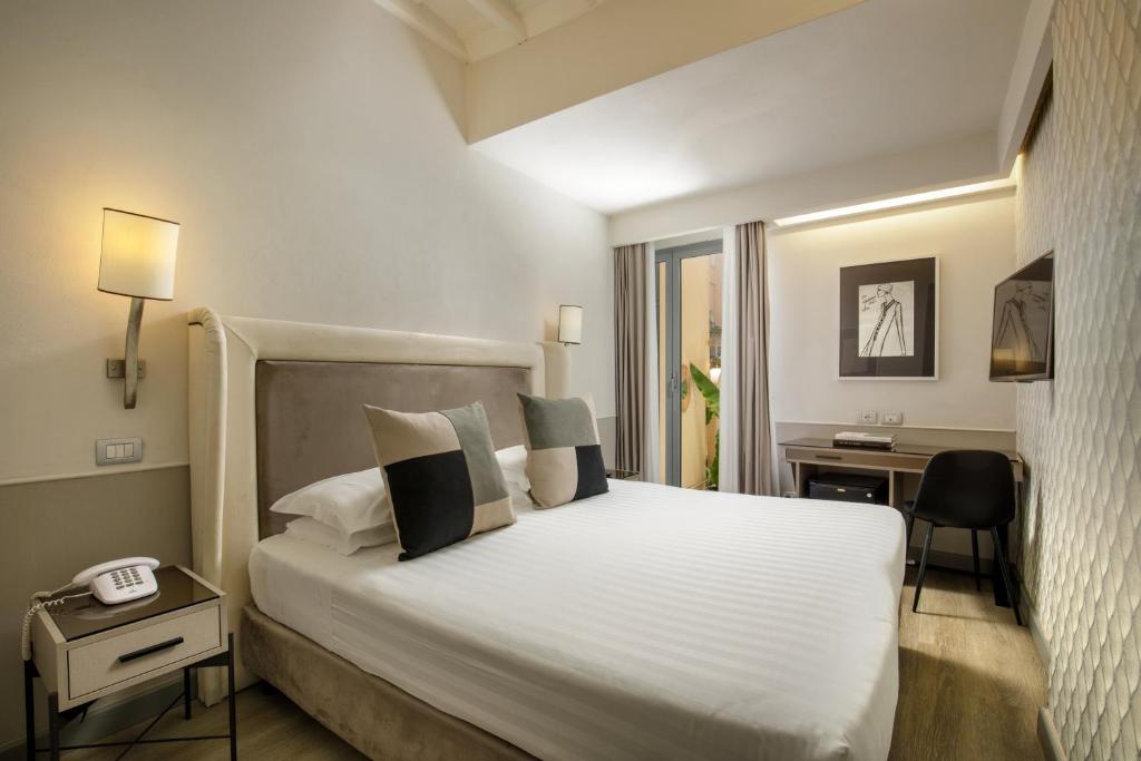 Condotti Palace - Resim 7