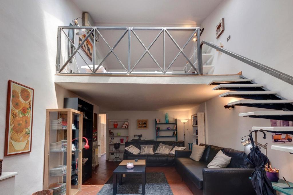 Brancacci District Apartment