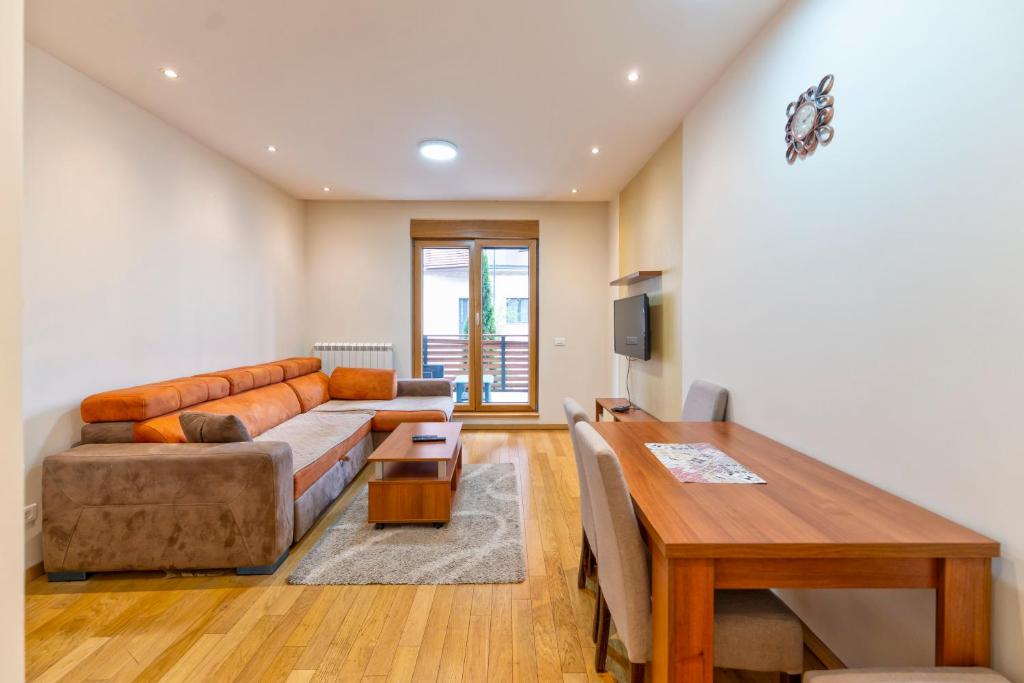 TV/trung tâm giải trí tại Kalman Dunja