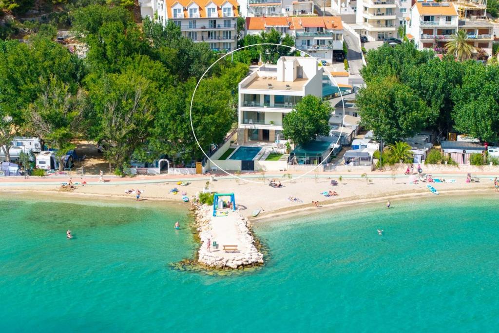 Loodusmaastik villa lähedal