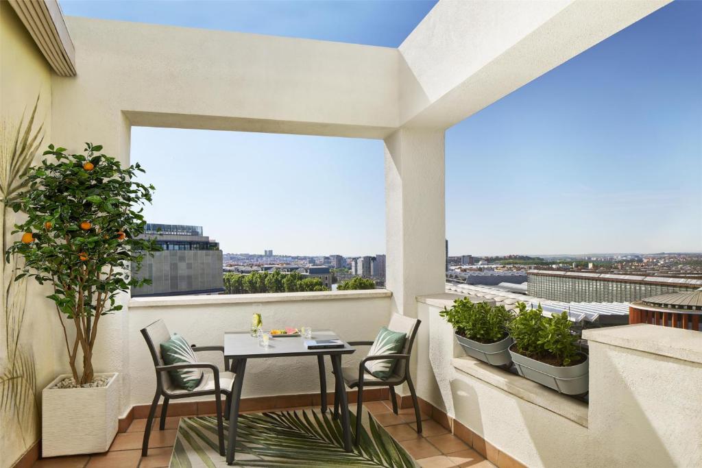 NH Madrid Atocha - Resim 5