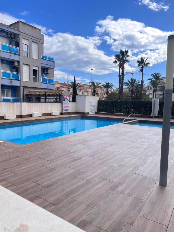 Ideal modern pool apartment CLR