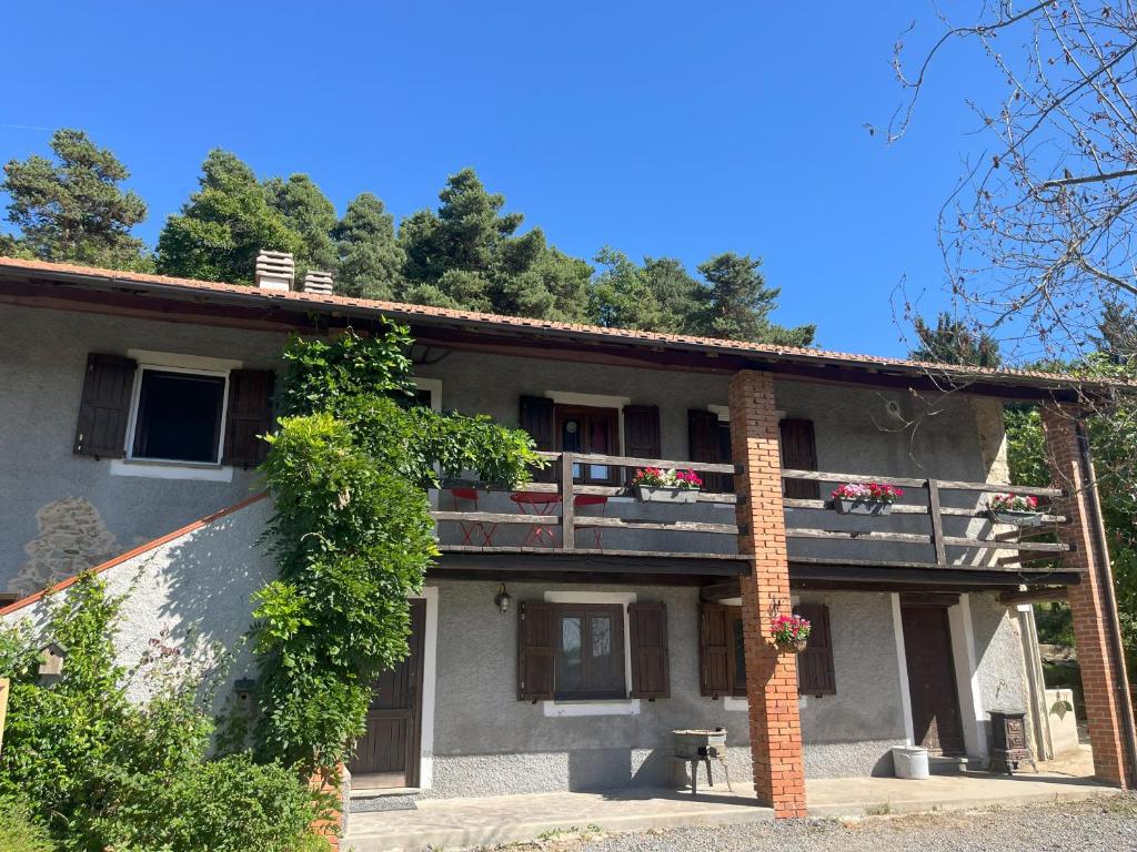 Το κτήριο όπου στεγάζεται  το bed & breakfast