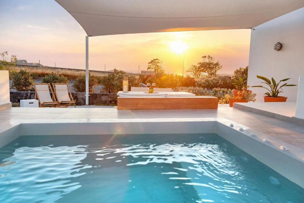 Wonderful Santorini House Villa Mezzo Honeymoon Private Pool Sea Views