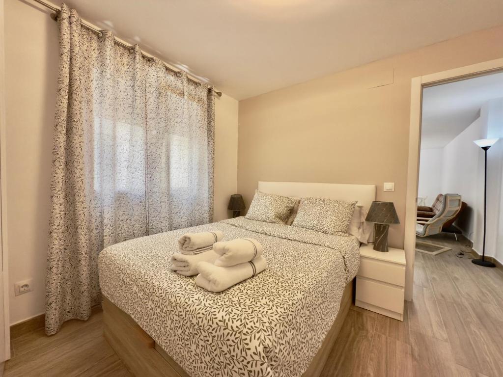 BAJ - Renovated Apartments on Bajondillo Seafront - Quiet Pedestrian Street, AC