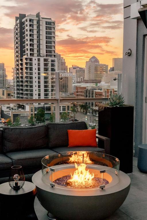 Hotel Indigo San Diego - Gaslamp Quarter by IHG photo
