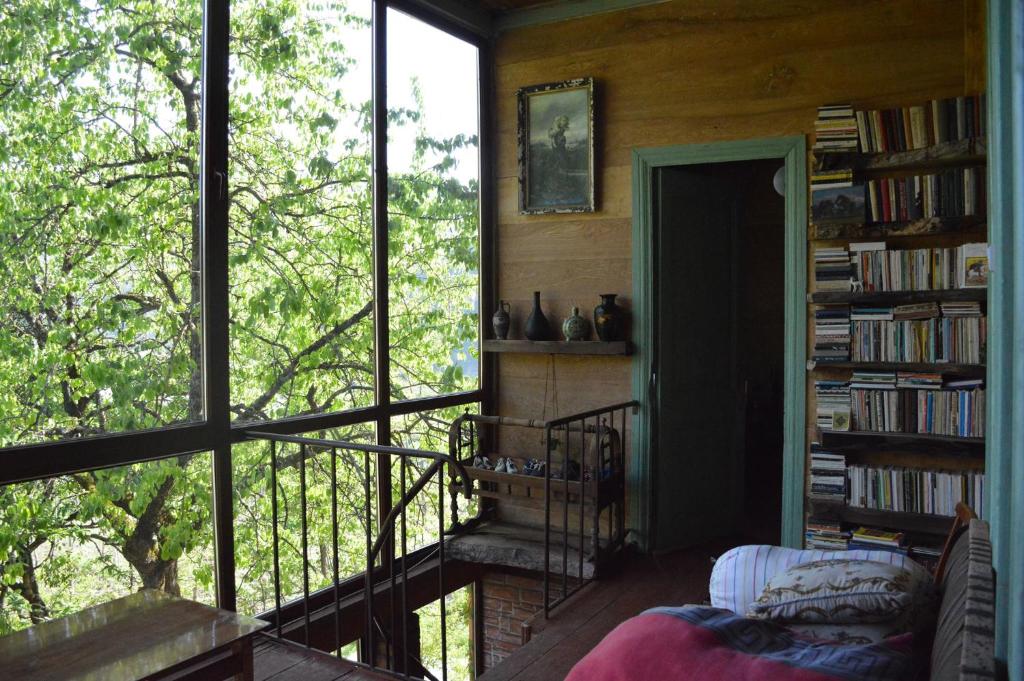 Biblioteca de l'hostal o pensió