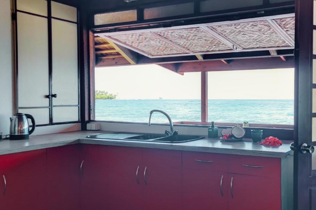 TAHITI Tamanu House - Séjour Bord de mer, Plage privée, TV, Wifi, Hôte Polynésienne - photo 8 - Tahiti, Polynésie