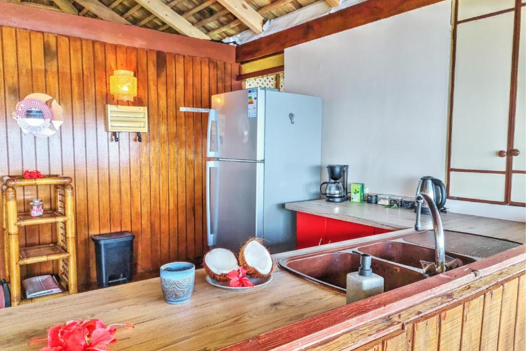 TAHITI Tamanu House - Séjour Bord de mer, Plage privée, TV, Wifi, Hôte Polynésienne - photo 6 - Tahiti, Polynésie